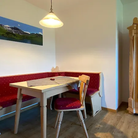 Hemerhof Apartment *